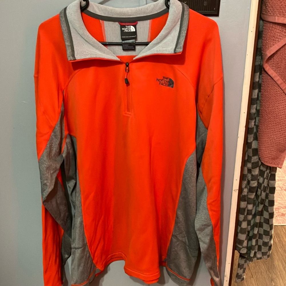 Men’s north face quarter zip